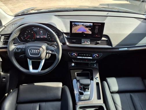 2024 Audi Q5 S line Premium