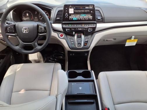 Radiant Red Metallic II 2026 Honda Odyssey EX-L