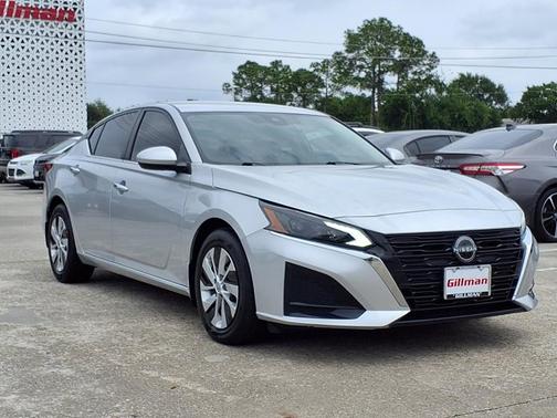 Brilliant Silver Metallic 2023 Nissan Altima 2.5 S