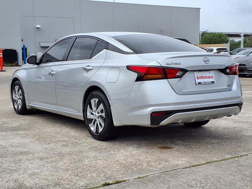 Brilliant Silver Metallic 2023 Nissan Altima 2.5 S