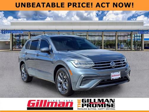 Platinum Gray Metallic 2022 Volkswagen Tiguan SE