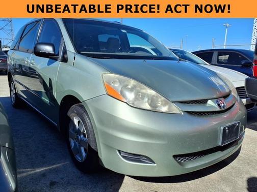 2009 Toyota Sienna LE 7-Passenger