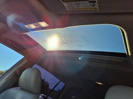 2011 Toyota Highlander SE