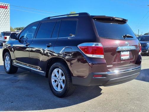 2011 Toyota Highlander SE