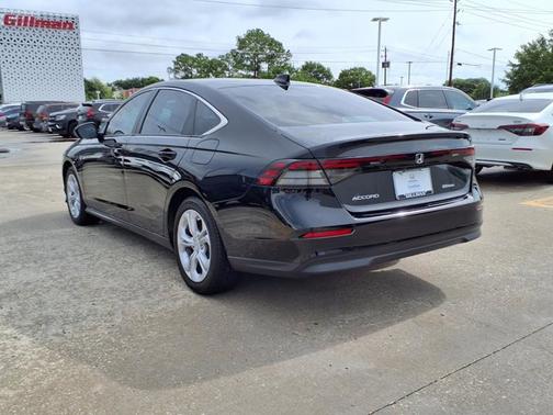 Crystal Black Pearl 2025 Honda Accord LX