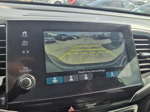 2021 Honda Pilot Touring 8-Passenger