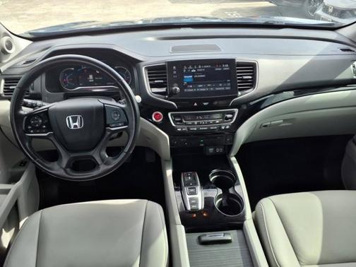 2021 Honda Pilot Touring 8-Passenger