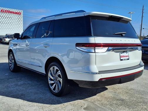 2023 Lincoln Navigator Reserve
