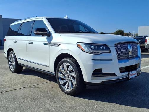 2023 Lincoln Navigator Reserve