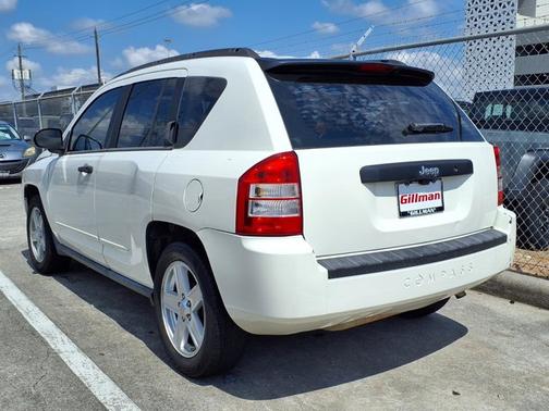 Stone White 2010 Jeep Compass Sport