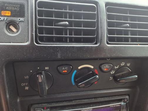 2004 Toyota Tacoma Base