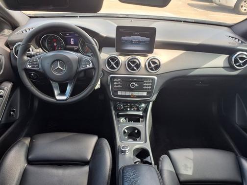 Cirrus White 2018 Mercedes-Benz GLA 250 Base