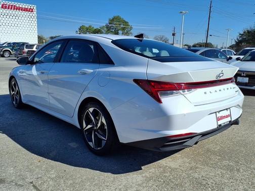 2021 Hyundai ELANTRA Limited