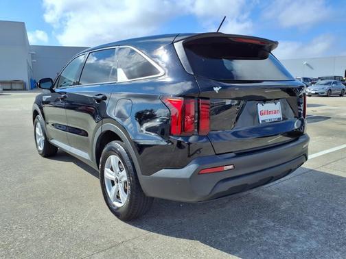 2022 Kia Sorento LX
