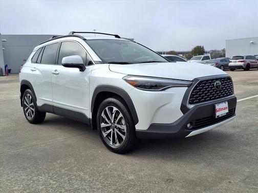 2024 Toyota Corolla Cross XLE