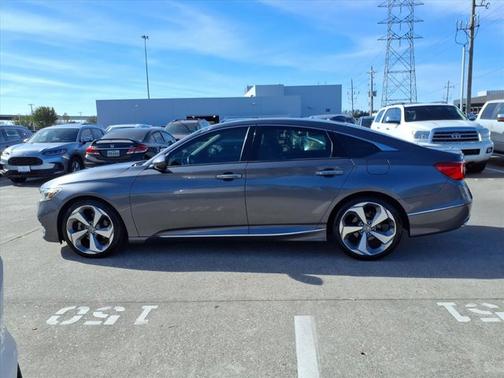 2018 Honda Accord Touring 2.0T
