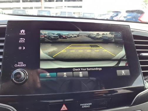 Platinum White Pearl 2022 Honda Pilot Special Edition