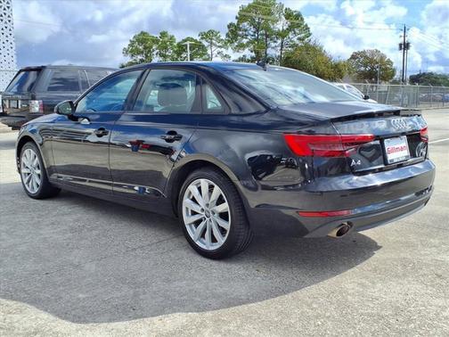 2017 Audi A4 ultra Premium