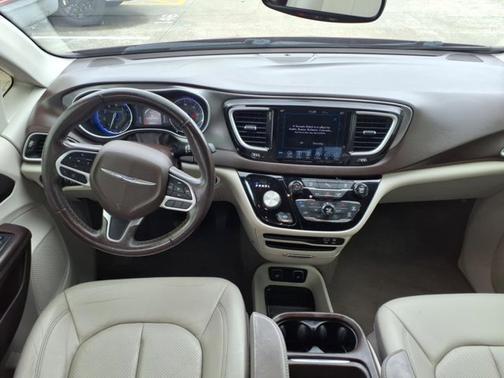 2019 Chrysler Pacifica Touring L