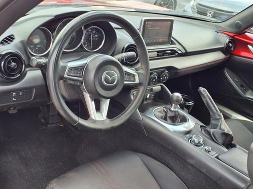 2017 Mazda MX-5 Miata RF Club