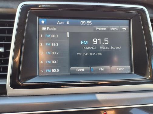 Symphony Silver 2018 Hyundai SONATA SE