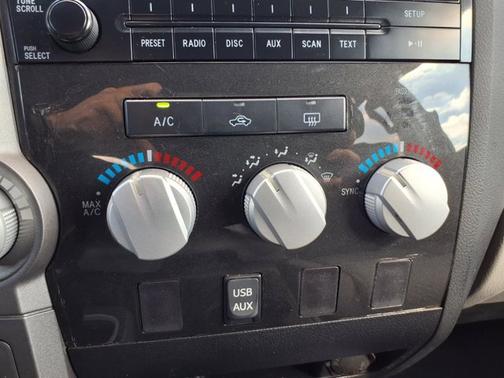 2012 Toyota Tundra Grade