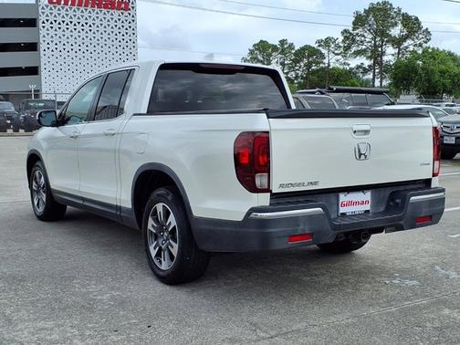 White Diamond Pearl 2018 Honda Ridgeline RTL-T