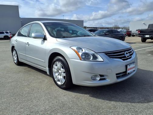 2010 Nissan Altima 2.5 S