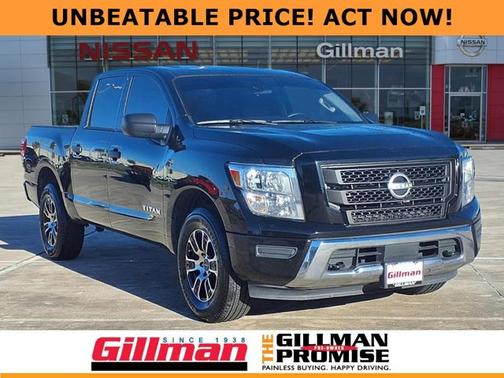 2023 Nissan Titan SV