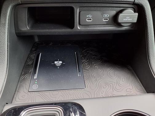 Platinum White Pearl 2026 Honda Pilot TrailSport