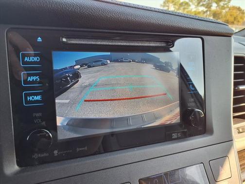 2016 Toyota Sienna XLE