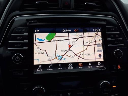 Brilliant Silver 2017 Nissan Maxima S