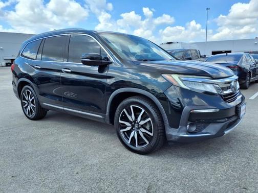 2019 Honda Pilot Touring 8-Passenger
