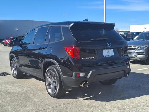 Crystal Black Pearl 2022 Honda Passport EX-L