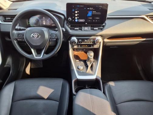2024 Toyota RAV4 Hybrid Limited