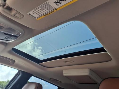 2012 Jeep Grand Cherokee Overland Summit