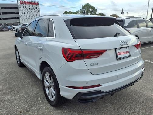 Ibis White 2022 Audi Q3 S line Premium Plus