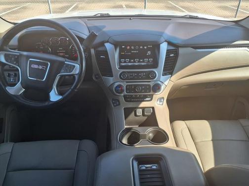 2016 GMC Yukon XL SLT
