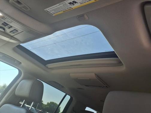 2016 GMC Yukon XL SLT