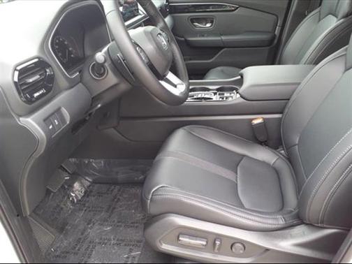 2025 Honda Pilot EX L 2WD