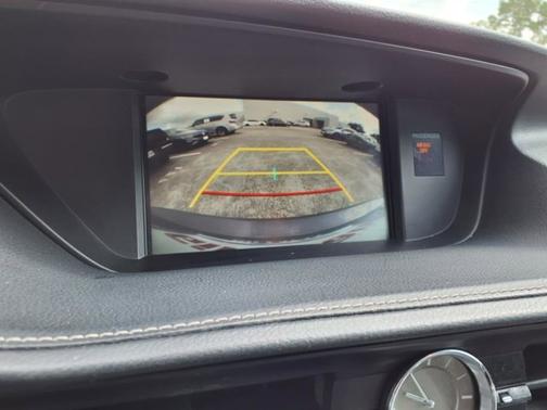 2017 Lexus ES 350 Base