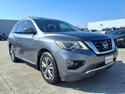 2018 Nissan Pathfinder SV