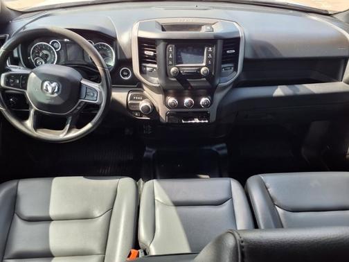 Bright White Clearcoat 2023 RAM 1500 Tradesman