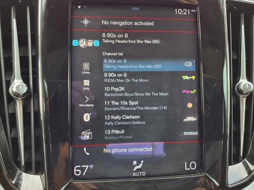 Crystal White Metallic 2021 Volvo S60 Momentum