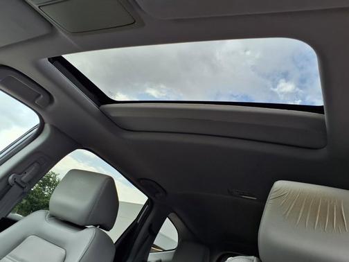 Lunar Silver Metallic 2017 Honda CR-V EX-L