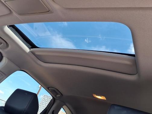 Crystal Black Pearl 2021 Honda CR-V Hybrid Touring