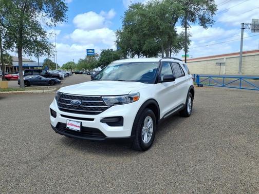 Star White Metallic Tri-Coat 2022 Ford Explorer XLT