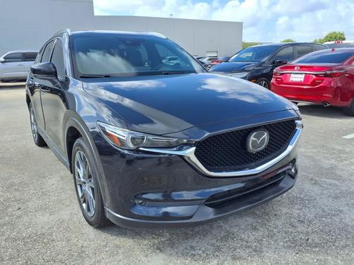 Jet Black Mica 2019 Mazda CX-5 Signature