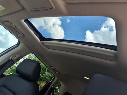 Solar Silver Metallic 2027 Honda CR-V EX-L