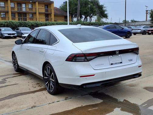 Platinum White Pearl 2026 Honda Accord Hybrid Touring